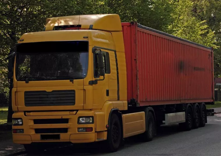 Quel camion prendre pour faire le déménagement industriel d'une usine agroalimentaire ?, Lesquin, Transports Baillon